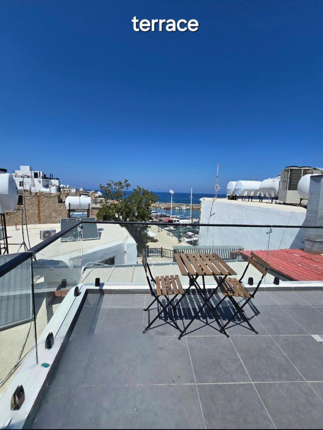 Cyprus Harbour Suites Κερύνεια Εξωτερικό φωτογραφία
